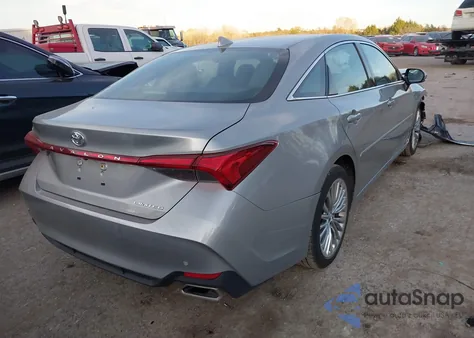2020 Toyota Avalon Limited z USA, uszkodzony, nr VIN 4T1DZ1FB6LU045331